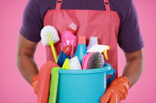 Final service terms confirmation for a cleaning customer
